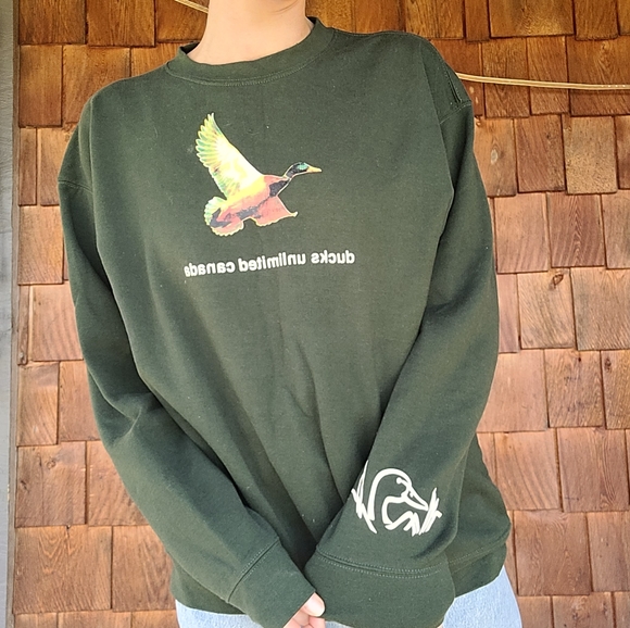 Vintage Sweaters - Ducks unlimited Canada crewneck